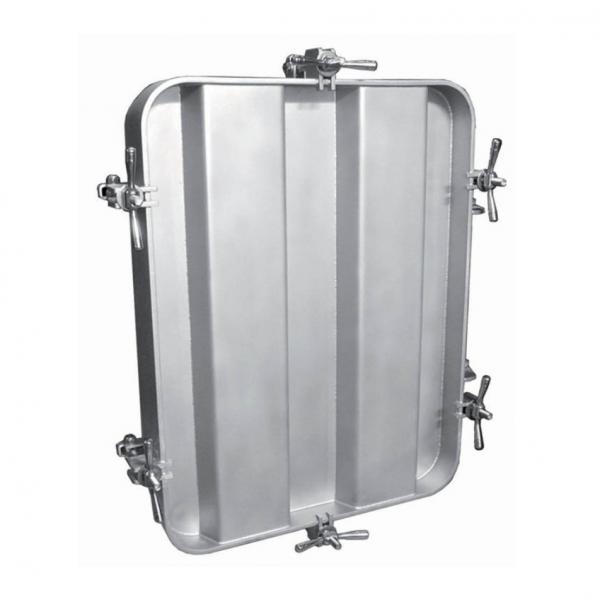 Właz prostokątny E133 (600x800)