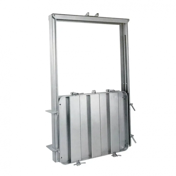 Właz prostokątny E135 (800x1000)